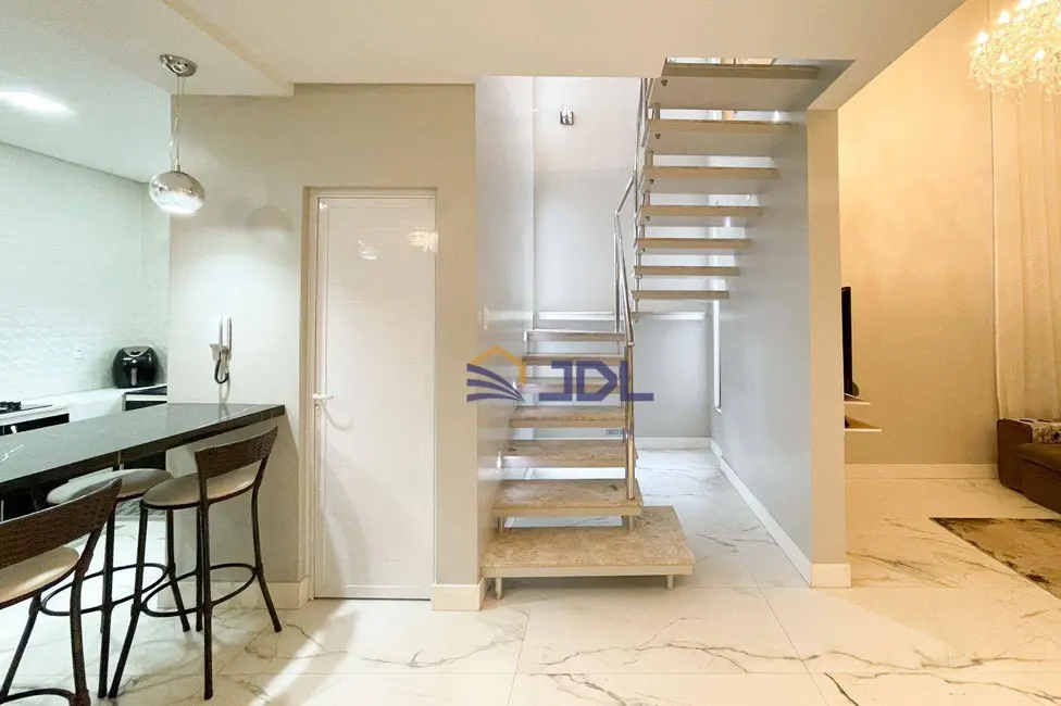 Casa com 3 quartos à venda, 388m2 em Fortaleza Alta, Blumenau - SC - imagem 5 Foto 5 de Casa com 3 quartos à venda, 388m2 em Fortaleza Alta, Blumenau - SC