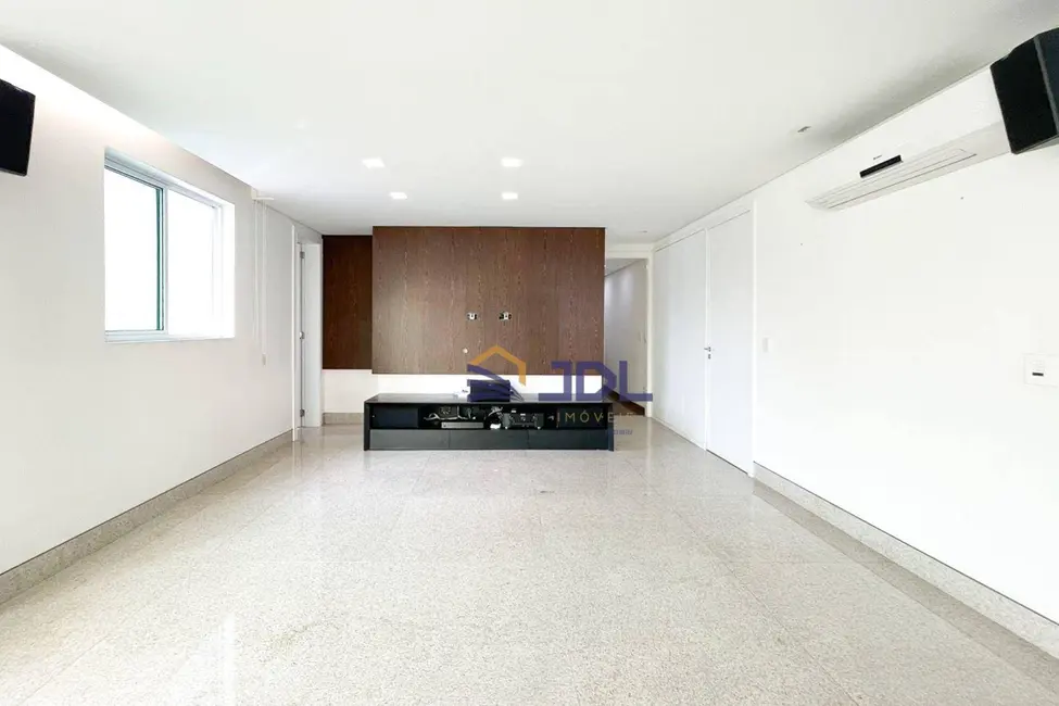 Apartamento com 3 quartos à venda, 217m2 em Jardim Blumenau, Blumenau - SC - imagem 6 Foto 6 de Apartamento com 3 quartos à venda, 217m2 em Jardim Blumenau, Blumenau - SC