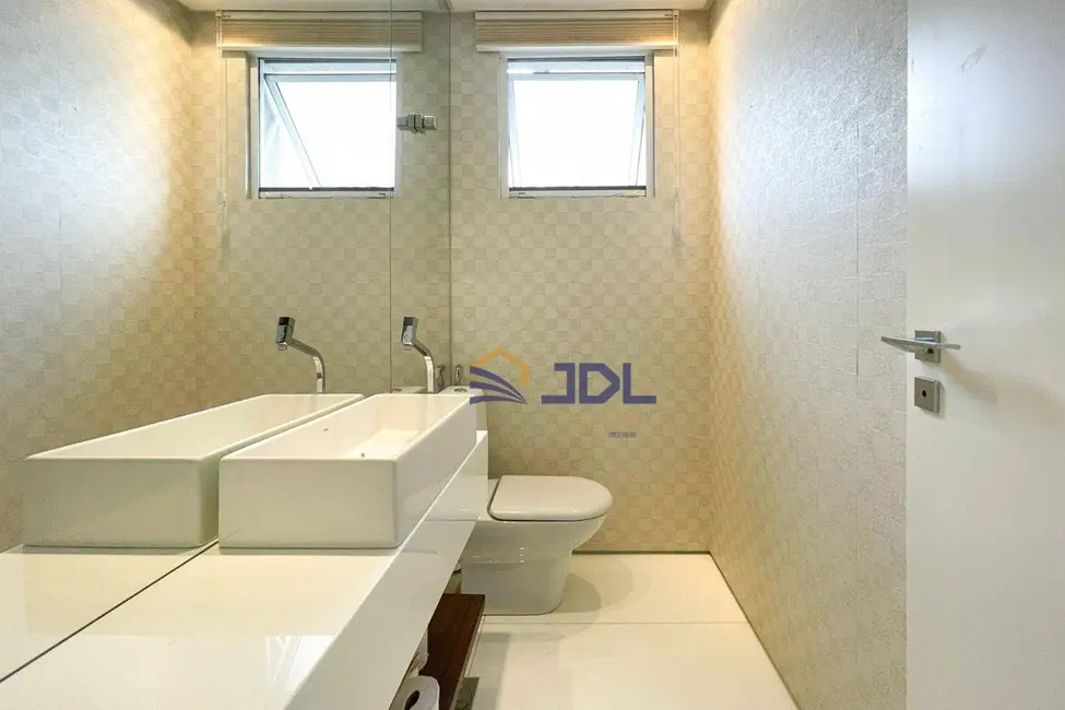 Apartamento com 3 quartos à venda, 217m2 em Jardim Blumenau, Blumenau - SC - imagem 7 Foto 7 de Apartamento com 3 quartos à venda, 217m2 em Jardim Blumenau, Blumenau - SC