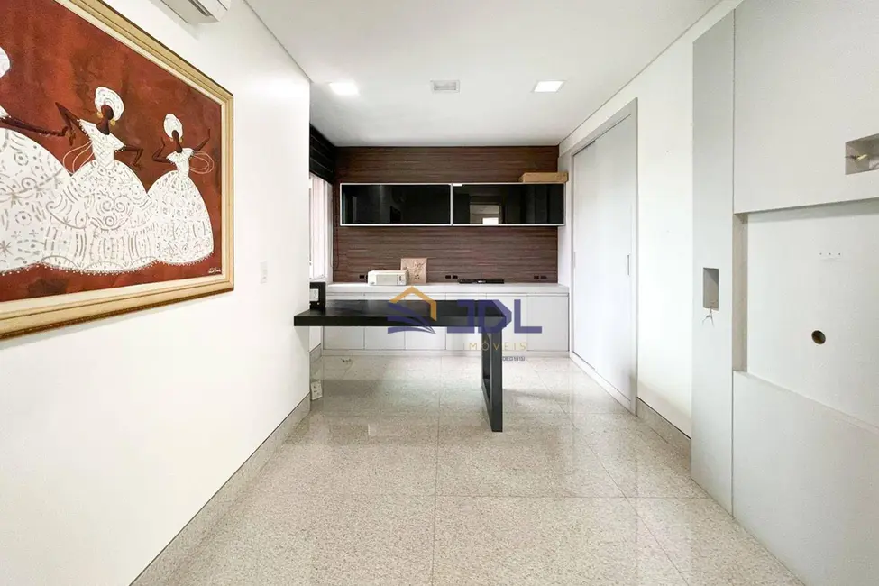 Apartamento com 3 quartos à venda, 217m2 em Jardim Blumenau, Blumenau - SC - imagem 8 Foto 8 de Apartamento com 3 quartos à venda, 217m2 em Jardim Blumenau, Blumenau - SC