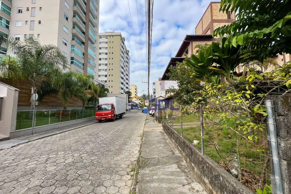 Terreno / Lote à venda, 408m2 em Vila Nova, Blumenau - SC - imagem 1 Foto 1 de Terreno / Lote à venda, 408m2 em Vila Nova, Blumenau - SC