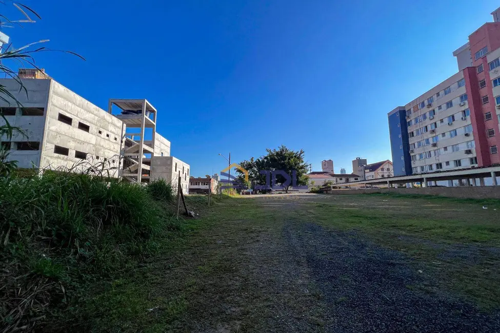 Foto 1 de Terreno / Lote à venda, 3306m2 em Velha, Blumenau - SC