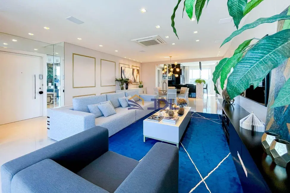 Apartamento com 3 quartos à venda, 337m2 em Victor Konder, Blumenau - SC - imagem 3 Foto 3 de Apartamento com 3 quartos à venda, 337m2 em Victor Konder, Blumenau - SC