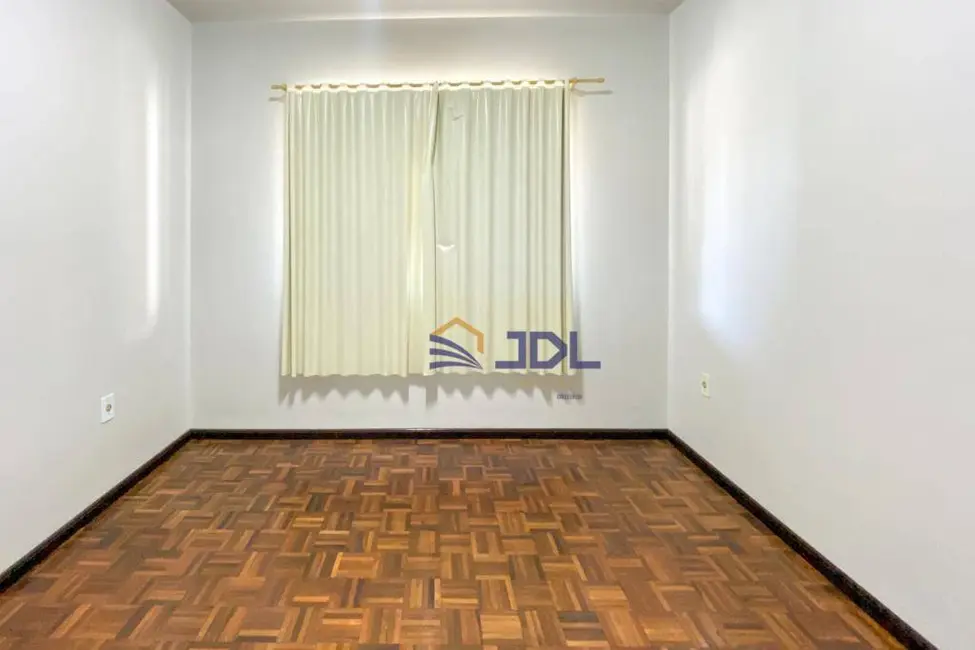Casa com 4 quartos à venda, 2888m2 em Vila Formosa, Blumenau - SC - imagem 8 Foto 8 de Casa com 4 quartos à venda, 2888m2 em Vila Formosa, Blumenau - SC