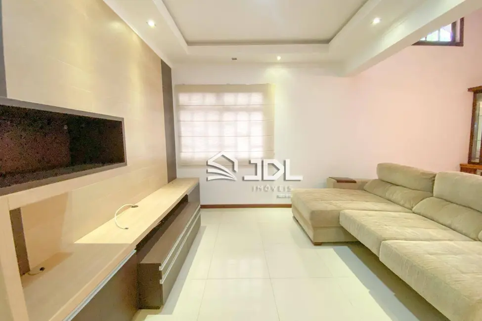 Casa com 2 quartos à venda, 392m2 em Água Verde, Blumenau - SC - imagem 6 Foto 6 de Casa com 2 quartos à venda, 392m2 em Água Verde, Blumenau - SC