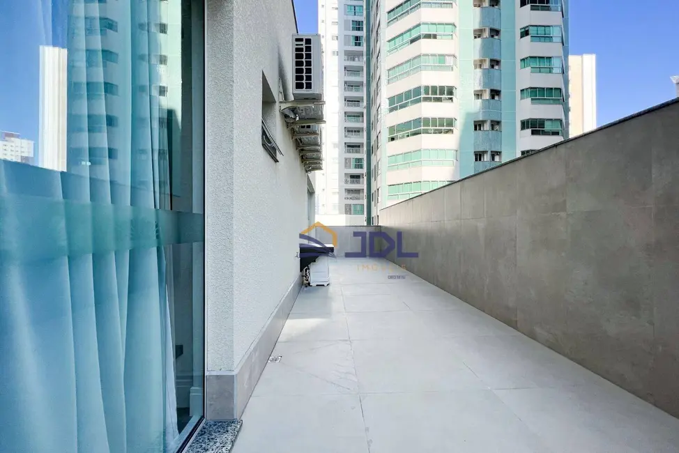 Apartamento com 3 quartos à venda, 165m2 em Centro, Balneario Camboriu - SC - imagem 8 Foto 8 de Apartamento com 3 quartos à venda, 165m2 em Centro, Balneario Camboriu - SC