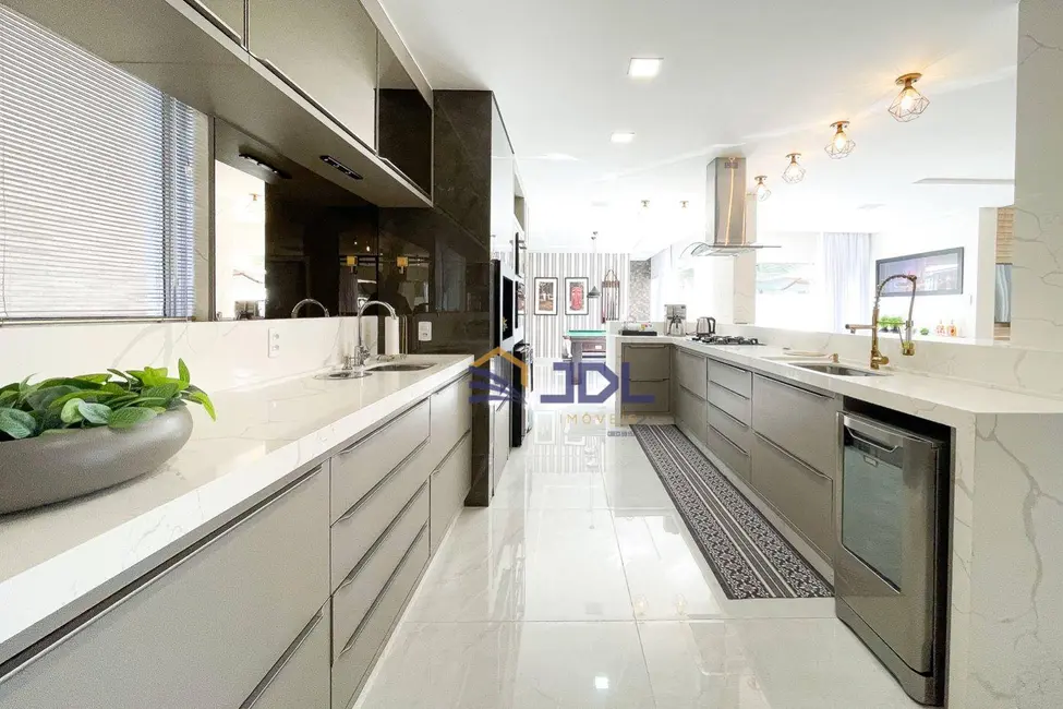 Casa de Condomínio com 4 quartos à venda, 495m2 em Itoupava Central, Blumenau - SC - imagem 7 Foto 7 de Casa de Condomínio com 4 quartos à venda, 495m2 em Itoupava Central, Blumenau - SC