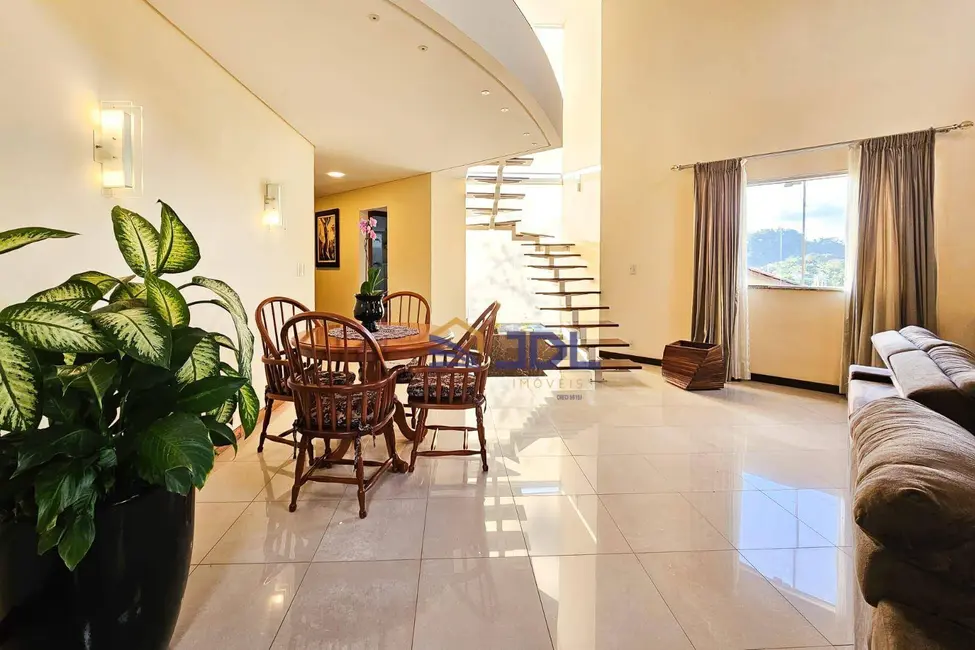 Casa com 2 quartos à venda, 440m2 em Salto do Norte, Blumenau - SC - imagem 8 Foto 8 de Casa com 2 quartos à venda, 440m2 em Salto do Norte, Blumenau - SC