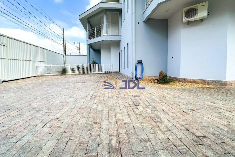 Casa com 4 quartos à venda, 446m2 em Itoupava Central, Blumenau - SC - imagem 3 Foto 3 de Casa com 4 quartos à venda, 446m2 em Itoupava Central, Blumenau - SC