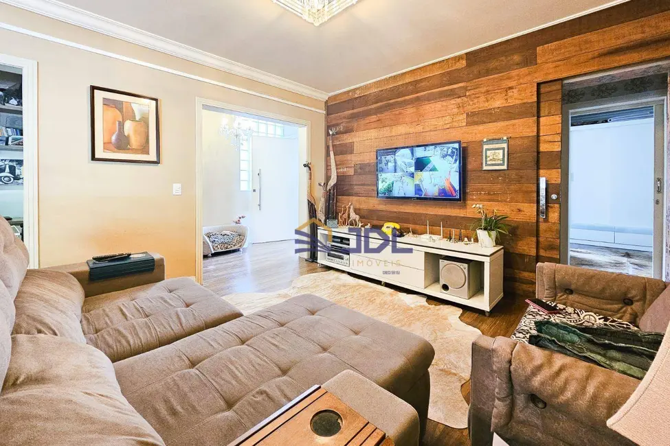 Casa com 2 quartos à venda, 459m2 em Velha, Blumenau - SC - imagem 7 Foto 7 de Casa com 2 quartos à venda, 459m2 em Velha, Blumenau - SC