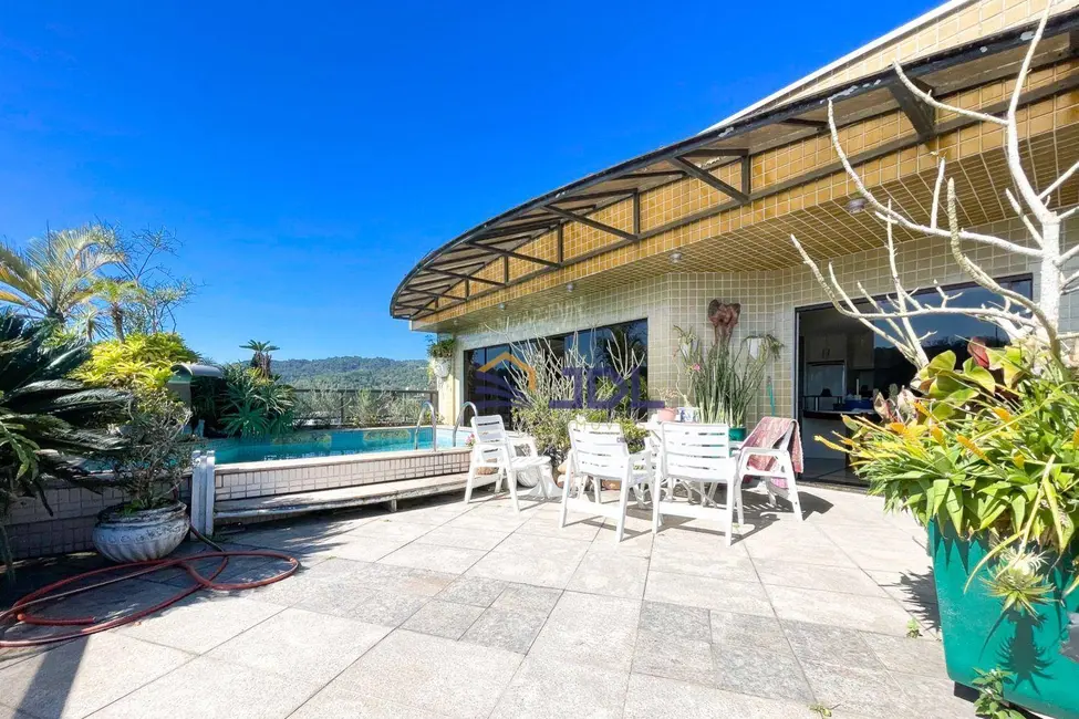 Cobertura com 3 quartos à venda, 453m2 em Jardim Blumenau, Blumenau - SC - imagem 3 Foto 3 de Cobertura com 3 quartos à venda, 453m2 em Jardim Blumenau, Blumenau - SC