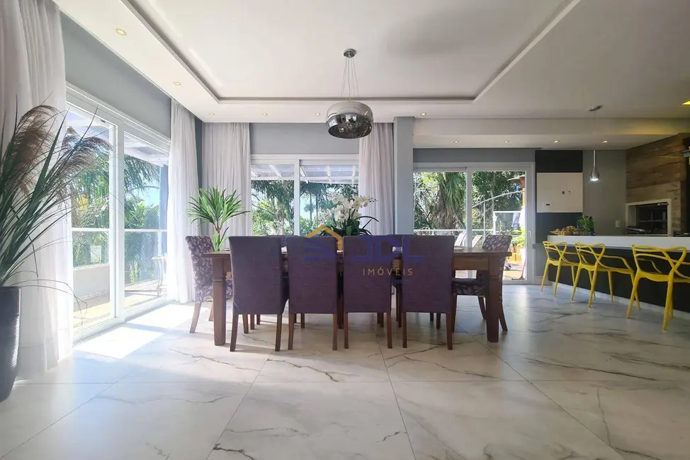 Casa com 3 quartos à venda, 468m2 em Salto do Norte, Blumenau - SC - imagem 9 Foto 9 de Casa com 3 quartos à venda, 468m2 em Salto do Norte, Blumenau - SC