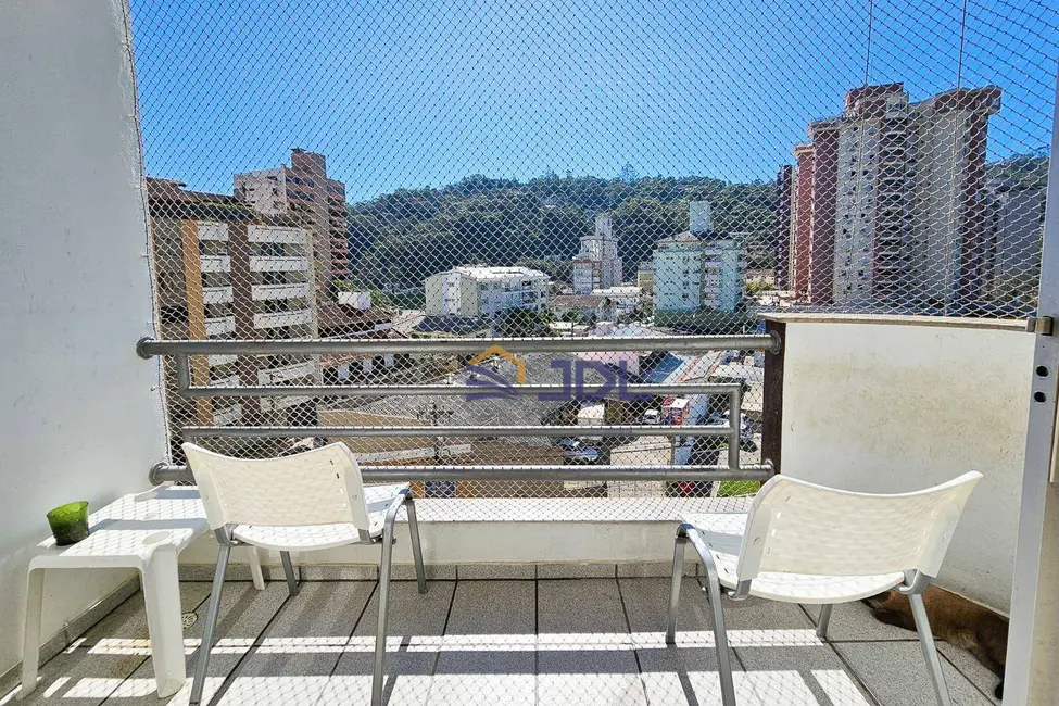 Apartamento com 3 quartos à venda, 131m2 em Ponta Aguda, Blumenau - SC - imagem 8 Foto 8 de Apartamento com 3 quartos à venda, 131m2 em Ponta Aguda, Blumenau - SC