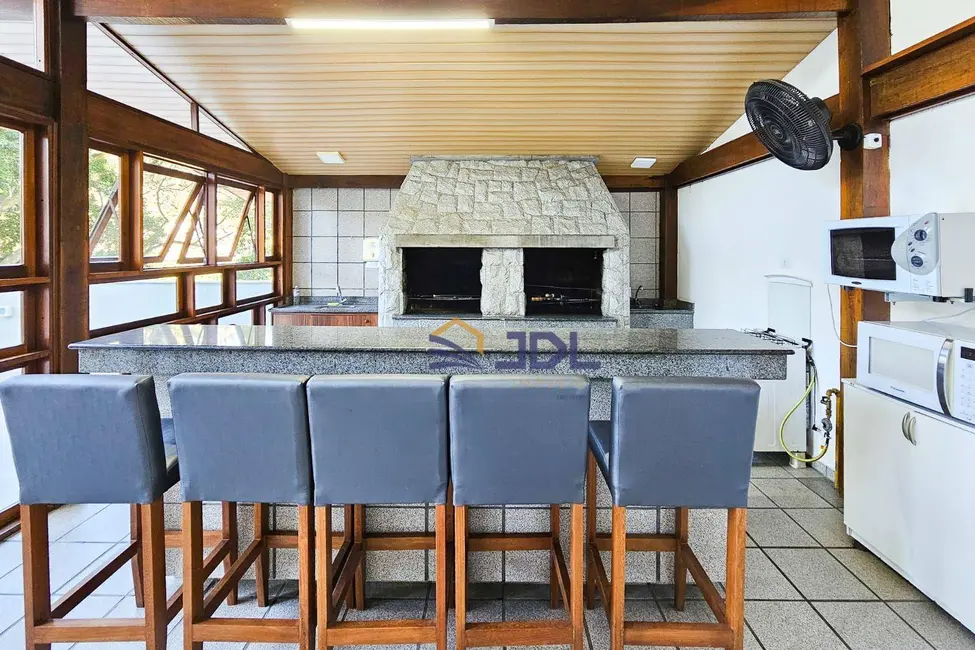 Apartamento com 3 quartos à venda, 131m2 em Ponta Aguda, Blumenau - SC - imagem 3 Foto 3 de Apartamento com 3 quartos à venda, 131m2 em Ponta Aguda, Blumenau - SC