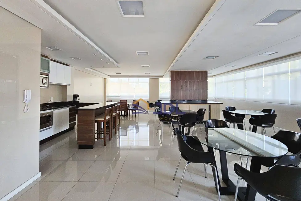 Apartamento com 3 quartos à venda, 131m2 em Ponta Aguda, Blumenau - SC - imagem 5 Foto 5 de Apartamento com 3 quartos à venda, 131m2 em Ponta Aguda, Blumenau - SC