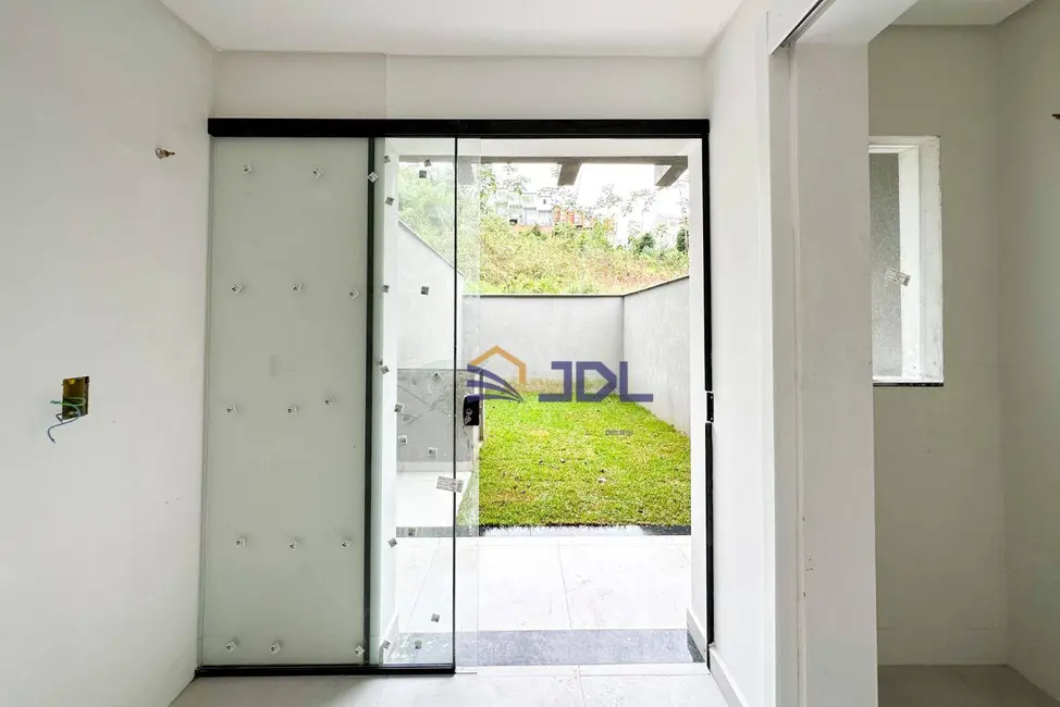 Casa com 2 quartos à venda, 99m2 em Itoupava Central, Blumenau - SC - imagem 8 Foto 8 de Casa com 2 quartos à venda, 99m2 em Itoupava Central, Blumenau - SC