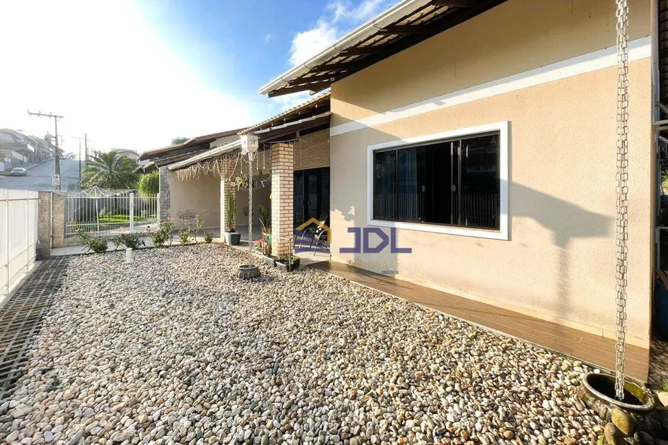Casa com 3 quartos à venda, 364m2 em Fortaleza, Blumenau - SC - imagem 4 Foto 4 de Casa com 3 quartos à venda, 364m2 em Fortaleza, Blumenau - SC