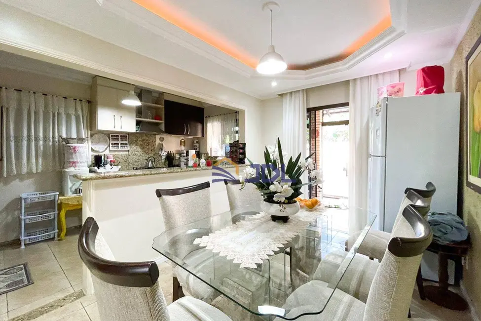 Casa com 3 quartos à venda, 364m2 em Fortaleza, Blumenau - SC - imagem 6 Foto 6 de Casa com 3 quartos à venda, 364m2 em Fortaleza, Blumenau - SC