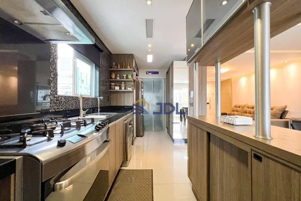 Apartamento com 3 quartos à venda, 230m2 em Jardim Blumenau, Blumenau - SC - imagem 9 Foto 9 de Apartamento com 3 quartos à venda, 230m2 em Jardim Blumenau, Blumenau - SC