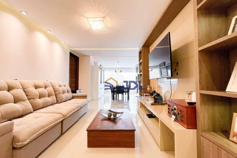 Apartamento com 3 quartos à venda, 230m2 em Jardim Blumenau, Blumenau - SC - imagem 8 Foto 8 de Apartamento com 3 quartos à venda, 230m2 em Jardim Blumenau, Blumenau - SC