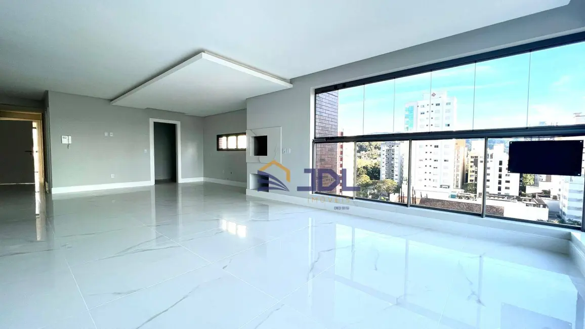 Apartamento com 3 quartos à venda, 137m2 em Victor Konder, Blumenau - SC - imagem 3 Foto 3 de Apartamento com 3 quartos à venda, 137m2 em Victor Konder, Blumenau - SC