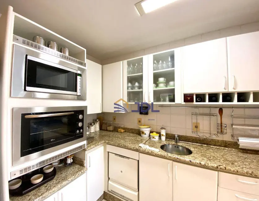 Apartamento com 3 quartos à venda, 131m2 em Victor Konder, Blumenau - SC - imagem 8 Foto 8 de Apartamento com 3 quartos à venda, 131m2 em Victor Konder, Blumenau - SC