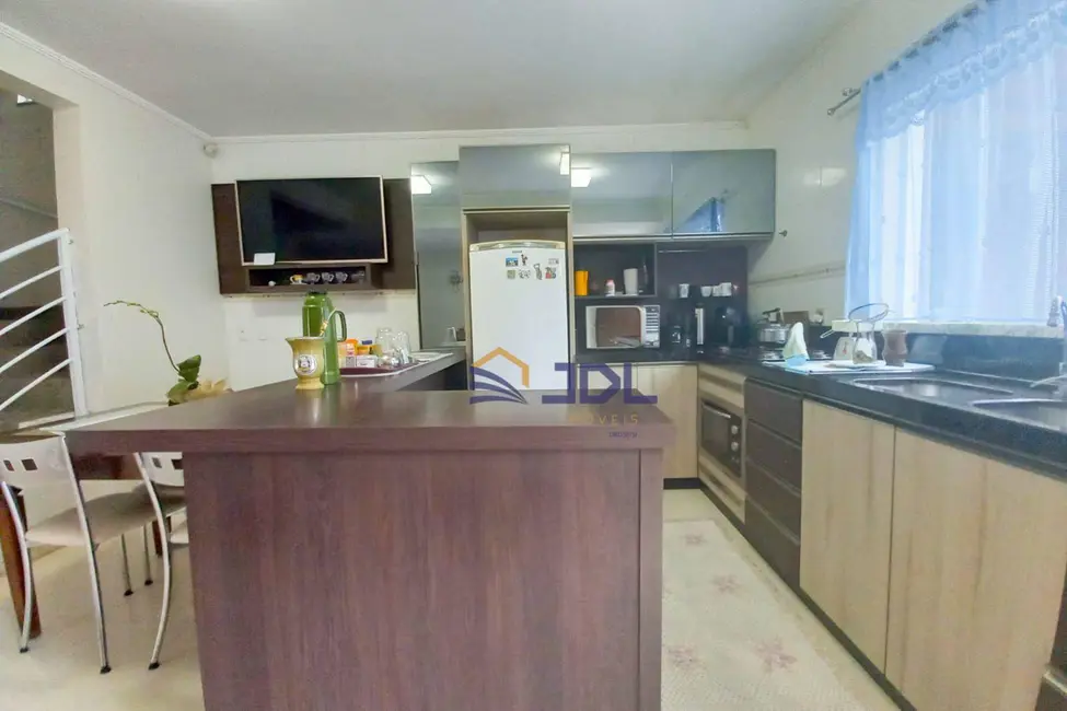 Casa com 3 quartos à venda, 612m2 em Ponta Aguda, Blumenau - SC - imagem 5 Foto 5 de Casa com 3 quartos à venda, 612m2 em Ponta Aguda, Blumenau - SC