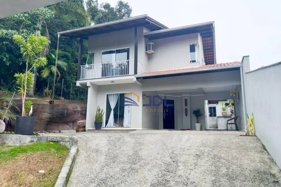 Foto 2 de Casa com 3 quartos à venda, 612m2 em Ponta Aguda, Blumenau - SC