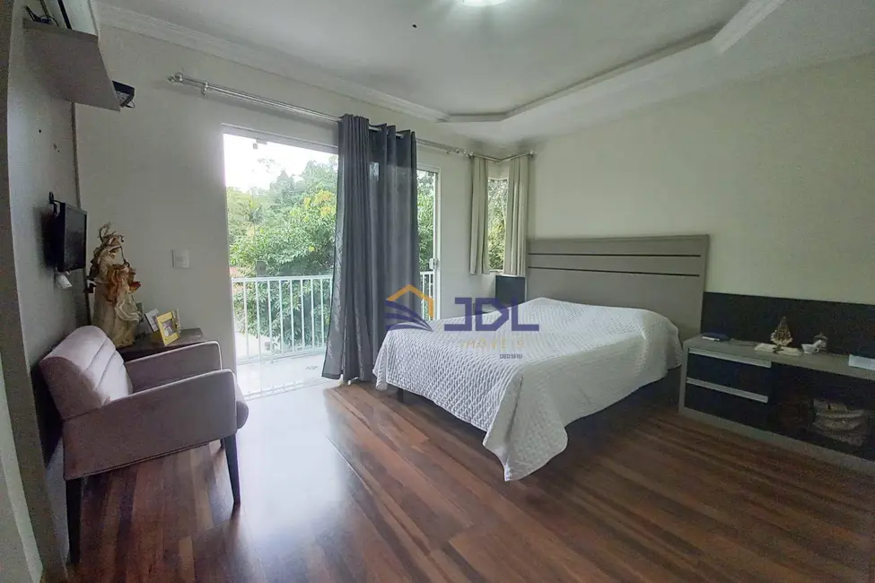 Casa com 3 quartos à venda, 612m2 em Ponta Aguda, Blumenau - SC - imagem 8 Foto 8 de Casa com 3 quartos à venda, 612m2 em Ponta Aguda, Blumenau - SC