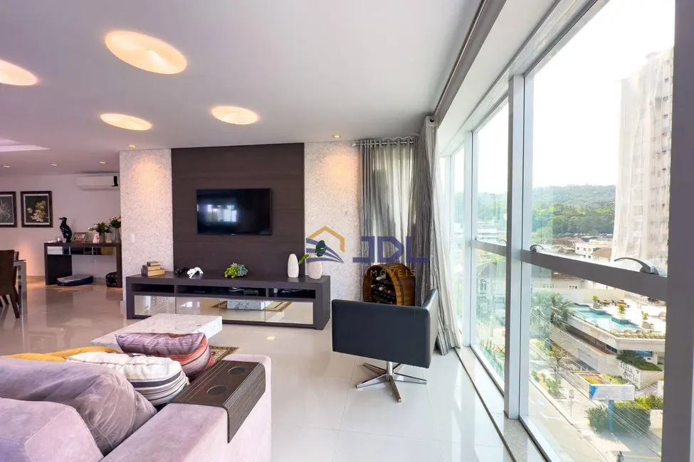 Apartamento com 3 quartos à venda, 233m2 em Blumenau - SC - imagem 7 Foto 7 de Apartamento com 3 quartos à venda, 233m2 em Blumenau - SC