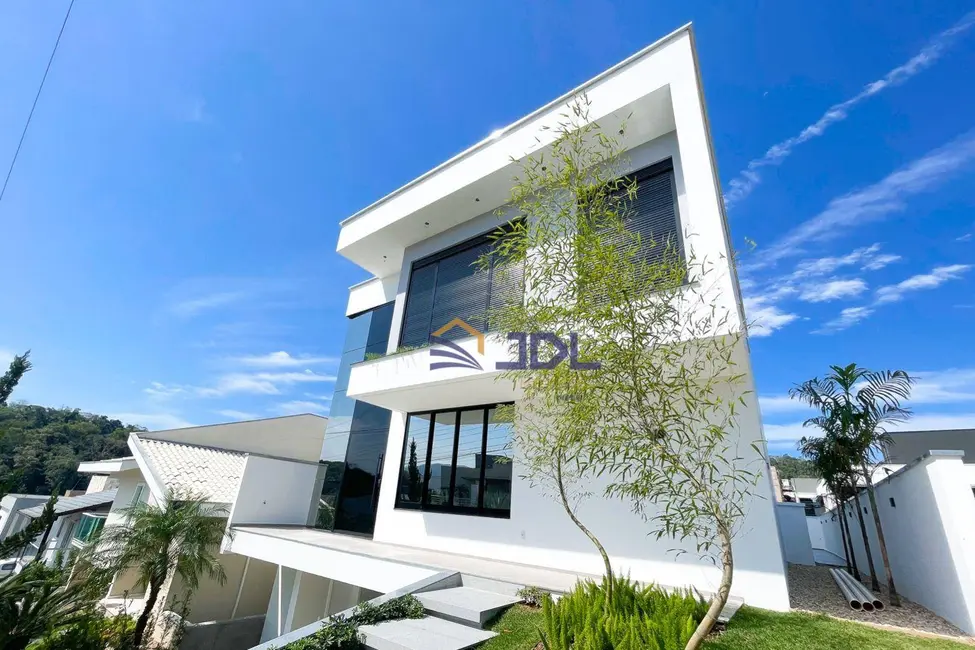 Foto 2 de Casa de Condomínio com 3 quartos à venda, 356m2 em Itoupava Central, Blumenau - SC