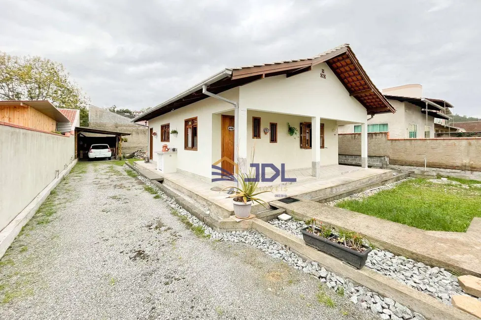 Foto 1 de Casa com 2 quartos à venda, 420m2 em Passo Manso, Blumenau - SC