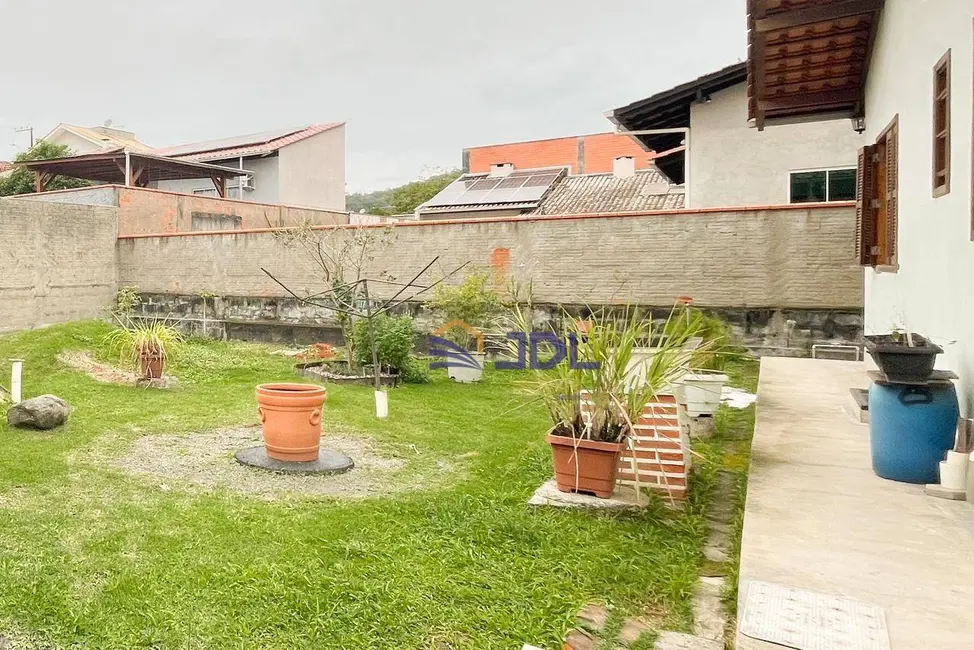 Casa com 2 quartos à venda, 420m2 em Passo Manso, Blumenau - SC - imagem 6 Foto 6 de Casa com 2 quartos à venda, 420m2 em Passo Manso, Blumenau - SC