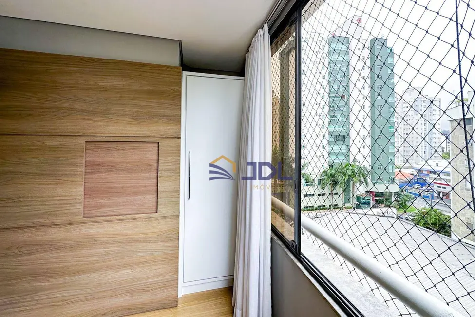 Apartamento com 3 quartos à venda, 175m2 em Blumenau - SC - imagem 3 Foto 3 de Apartamento com 3 quartos à venda, 175m2 em Blumenau - SC