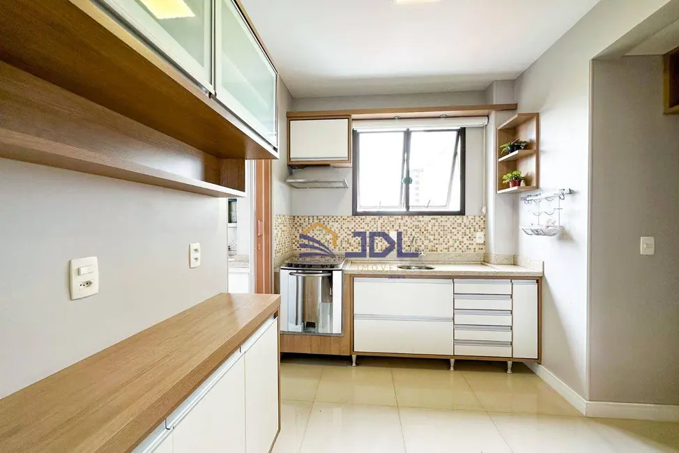 Apartamento com 3 quartos à venda, 175m2 em Blumenau - SC - imagem 8 Foto 8 de Apartamento com 3 quartos à venda, 175m2 em Blumenau - SC