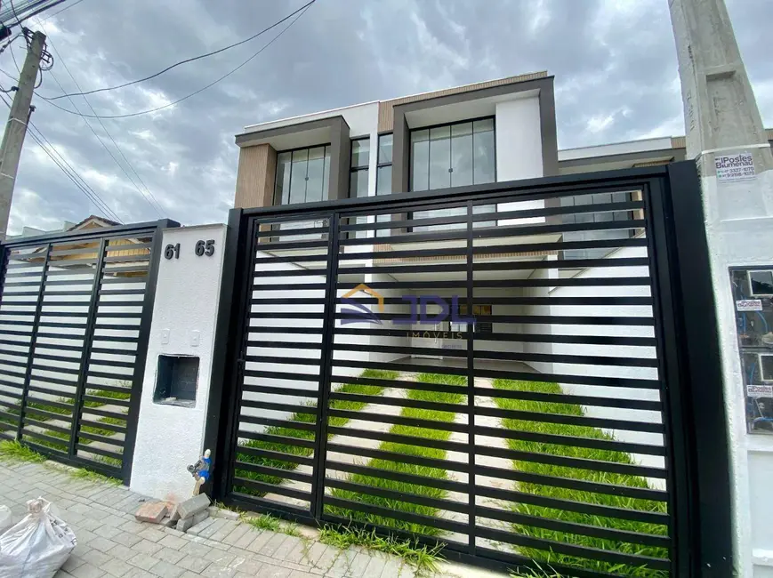 Foto 1 de Sobrado com 3 quartos à venda, 72m2 em Itoupava Norte, Blumenau - SC