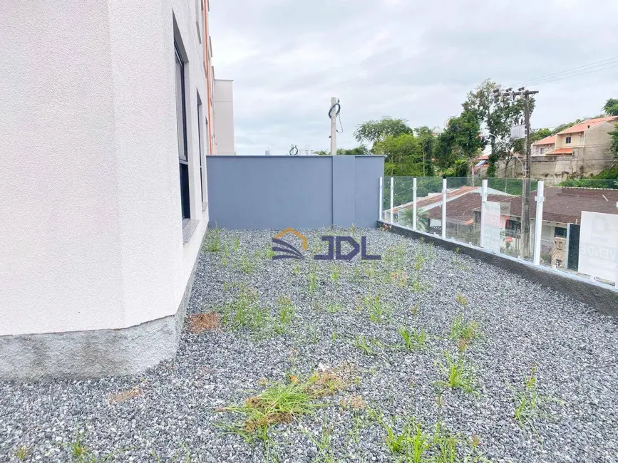 Sobrado com 3 quartos à venda, 172m2 em Asilo, Blumenau - SC - imagem 8 Foto 8 de Sobrado com 3 quartos à venda, 172m2 em Asilo, Blumenau - SC
