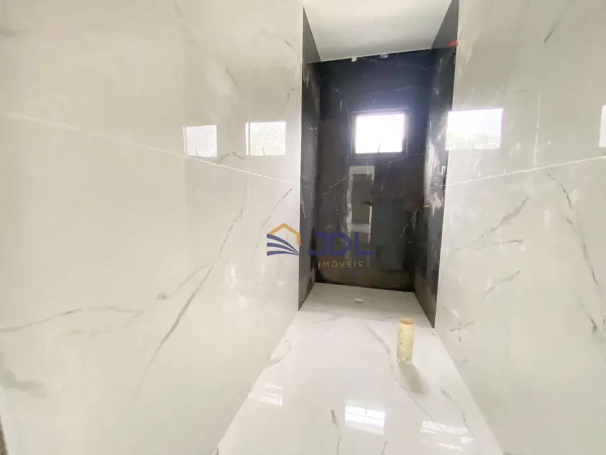 Sobrado com 3 quartos à venda, 172m2 em Asilo, Blumenau - SC - imagem 5 Foto 5 de Sobrado com 3 quartos à venda, 172m2 em Asilo, Blumenau - SC