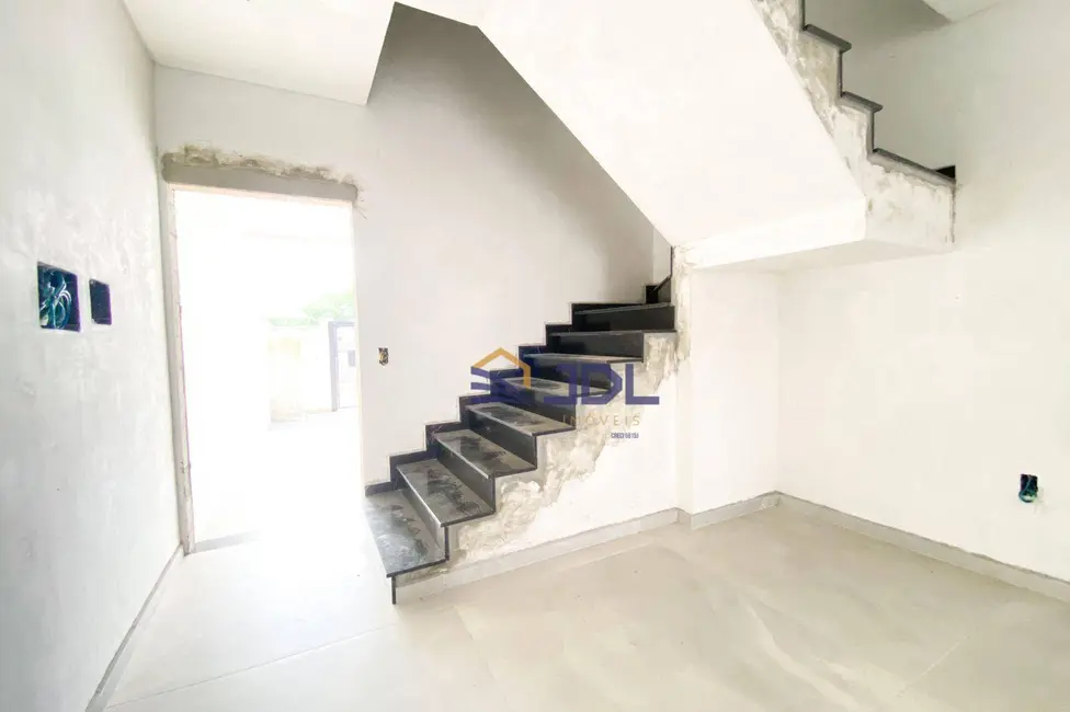 Sobrado com 3 quartos à venda, 142m2 em Asilo, Blumenau - SC - imagem 4 Foto 4 de Sobrado com 3 quartos à venda, 142m2 em Asilo, Blumenau - SC