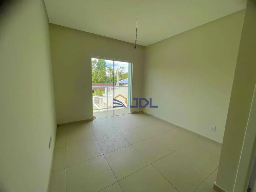 Casa com 2 quartos à venda, 101m2 em Velha, Blumenau - SC - imagem 4 Foto 4 de Casa com 2 quartos à venda, 101m2 em Velha, Blumenau - SC