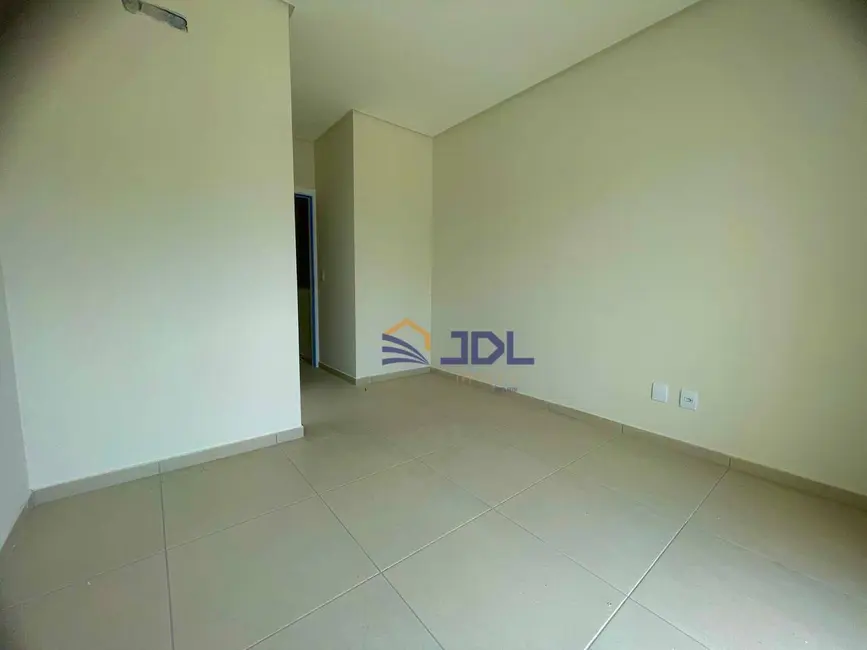 Casa com 2 quartos à venda, 101m2 em Velha, Blumenau - SC - imagem 3 Foto 3 de Casa com 2 quartos à venda, 101m2 em Velha, Blumenau - SC