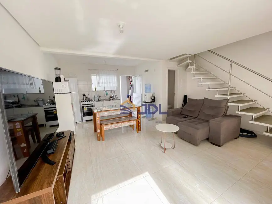 Casa com 2 quartos à venda, 128m2 em Salto do Norte, Blumenau - SC - imagem 4 Foto 4 de Casa com 2 quartos à venda, 128m2 em Salto do Norte, Blumenau - SC