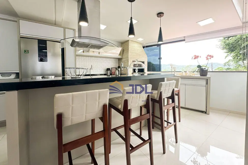Casa com 4 quartos à venda, 301m2 em Itoupava Norte, Blumenau - SC - imagem 9 Foto 9 de Casa com 4 quartos à venda, 301m2 em Itoupava Norte, Blumenau - SC