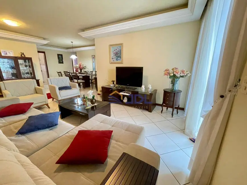 Foto 1 de Apartamento com 4 quartos à venda, 254m2 em Vila Nova, Blumenau - SC