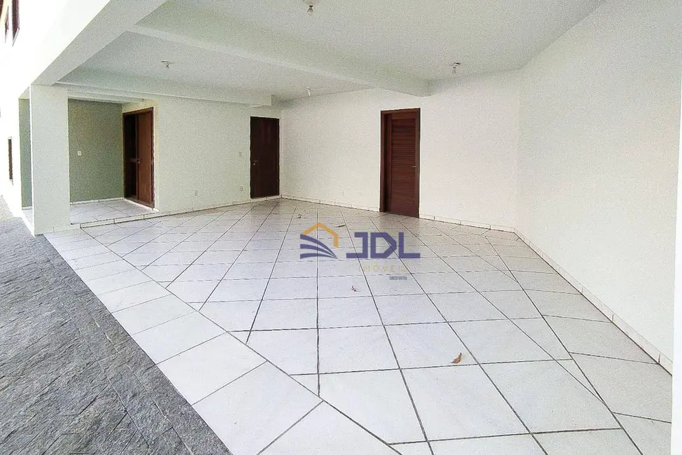 Casa com 4 quartos à venda, 321m2 em Garcia, Blumenau - SC - imagem 3 Foto 3 de Casa com 4 quartos à venda, 321m2 em Garcia, Blumenau - SC