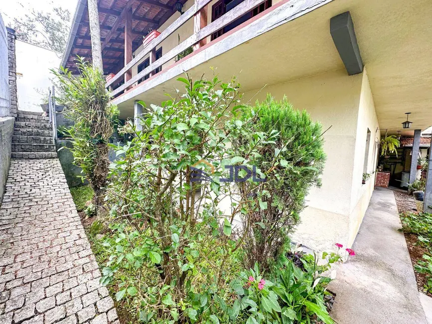 Casa com 5 quartos à venda, 260m2 em Vila Nova, Blumenau - SC - imagem 5 Foto 5 de Casa com 5 quartos à venda, 260m2 em Vila Nova, Blumenau - SC