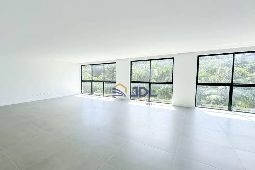 Apartamento com 3 quartos à venda, 309m2 em Bom Retiro, Blumenau - SC - imagem 7 Foto 7 de Apartamento com 3 quartos à venda, 309m2 em Bom Retiro, Blumenau - SC