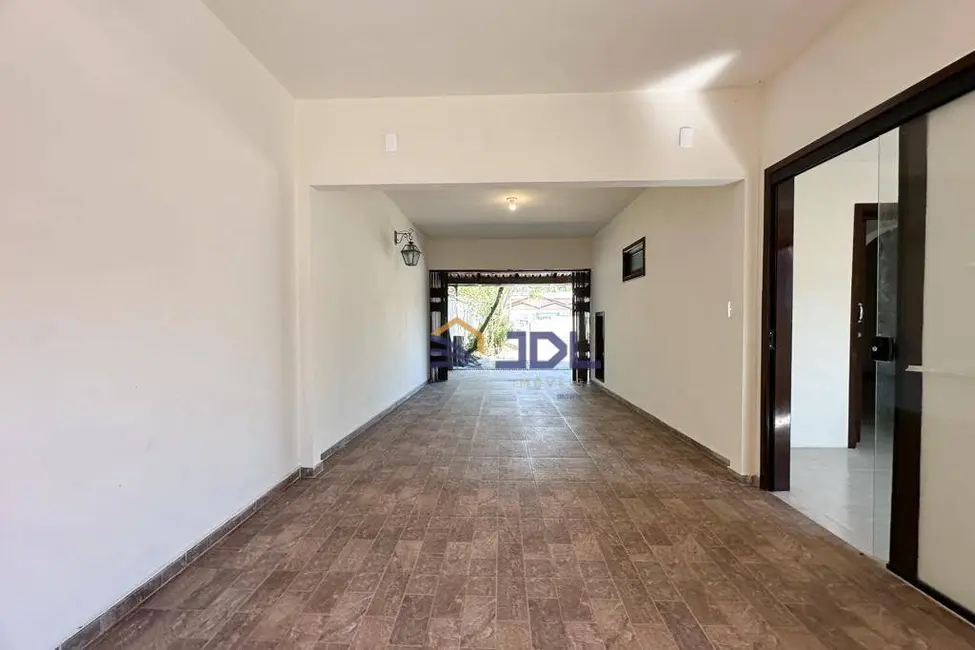 Casa com 3 quartos à venda, 348m2 em Itoupava Norte, Blumenau - SC - imagem 7 Foto 7 de Casa com 3 quartos à venda, 348m2 em Itoupava Norte, Blumenau - SC