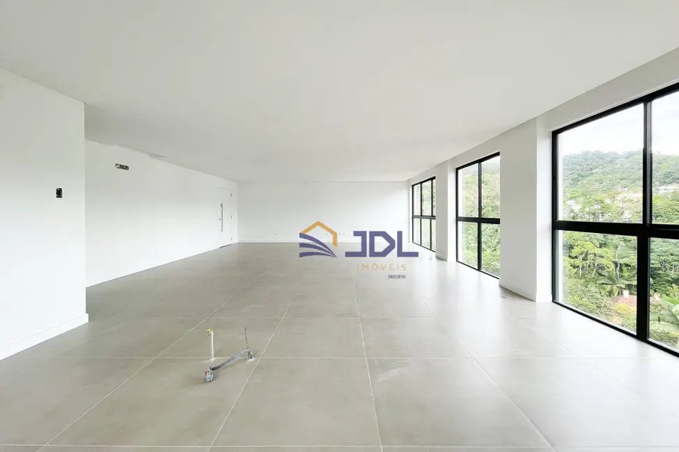 Apartamento com 3 quartos à venda, 337m2 em Bom Retiro, Blumenau - SC - imagem 5 Foto 5 de Apartamento com 3 quartos à venda, 337m2 em Bom Retiro, Blumenau - SC