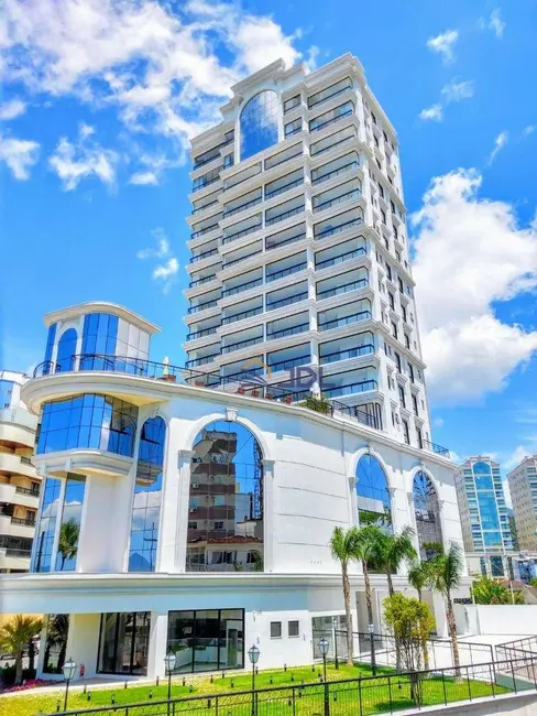 Foto 1 de Apartamento com 4 quartos à venda, 200m2 em Centro, Itapema - SC